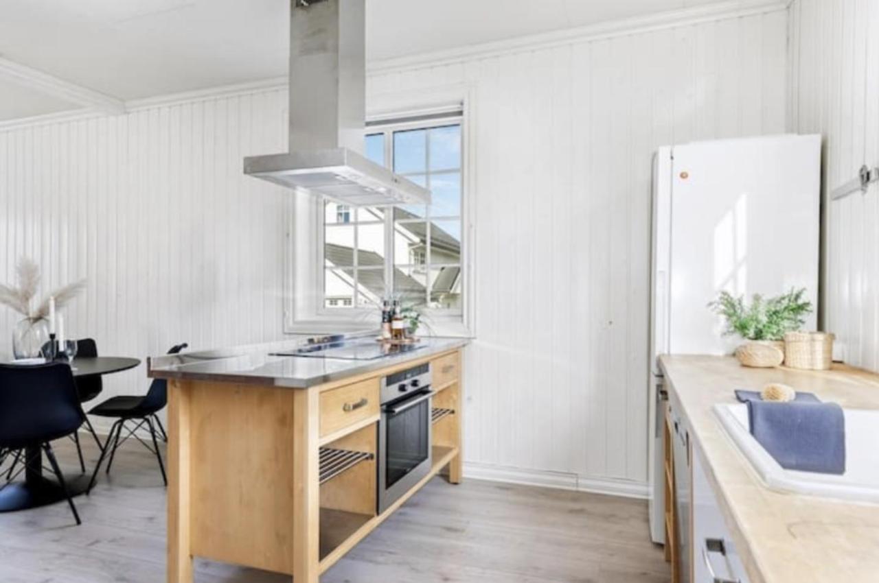 Lys Og Sentral Leilighet Med Terrasse Og Hage Apartment Lillehammer Luaran gambar